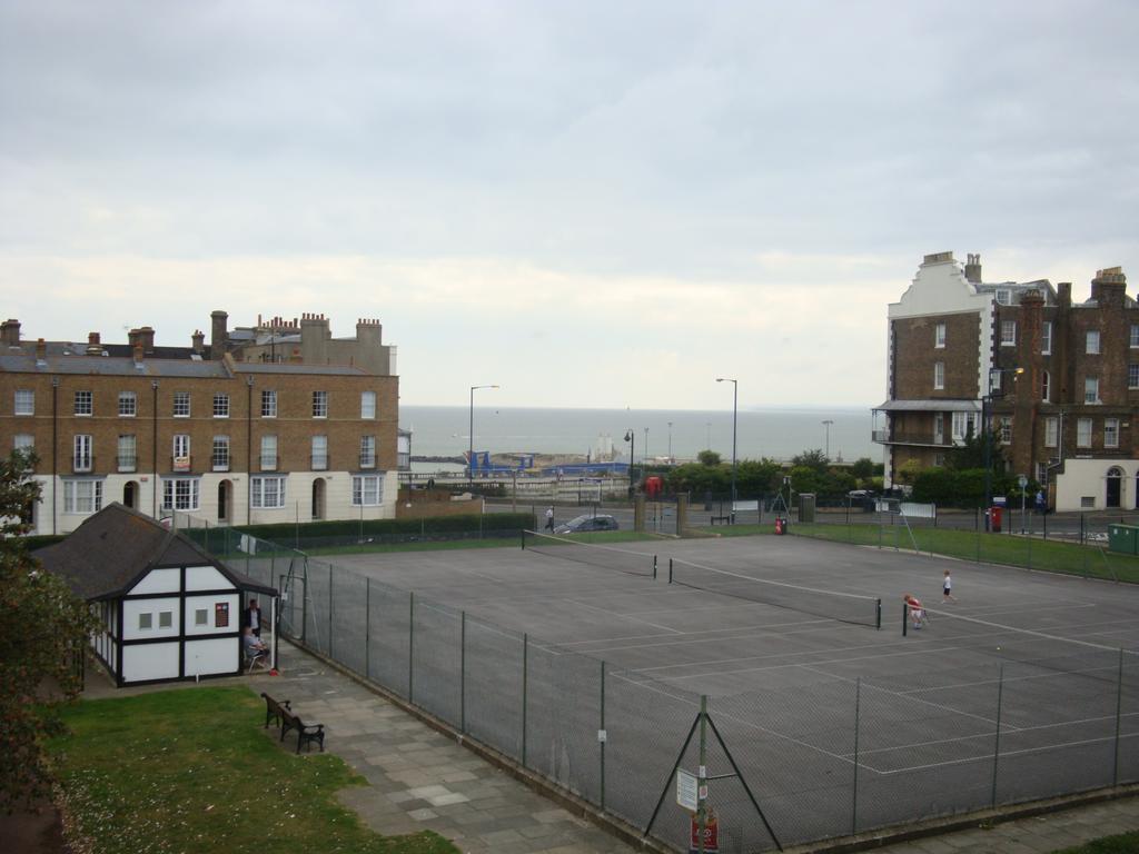 Spencer Court Ξενοδοχείο Ράμσγκεϊτ Εξωτερικό φωτογραφία